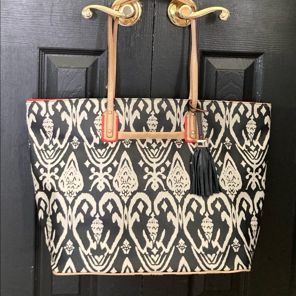 STELLA & DOT La Totale  BLACK Ikat Large Tote